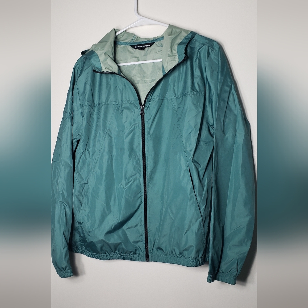 Ease of motion teal green hooded windbreaker size medium